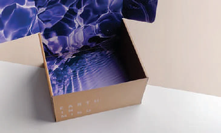 Kraft fluted flat-pack mailer box
